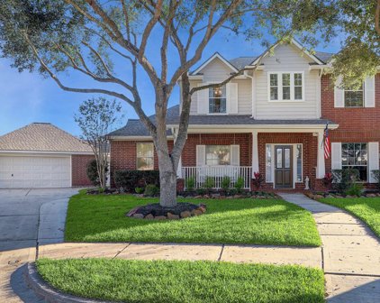 4004 E Cedar Trail Court, Pearland