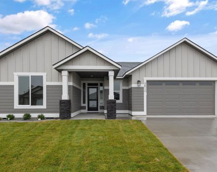 3812 Corvina St., Richland