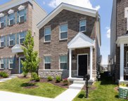 9453 Woolworth Drive, Crestwood image