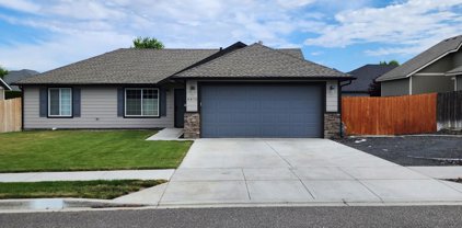 8870 W Bruneau Pl, Kennewick