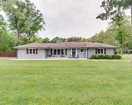 805 Forrest Dr, Tullahoma