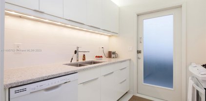 823 Jefferson Ave Unit #6, Miami Beach