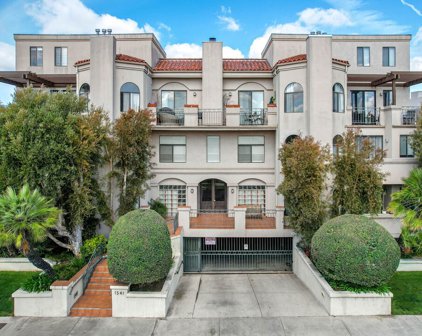 1541 S Bedford St Unit 102, Los Angeles