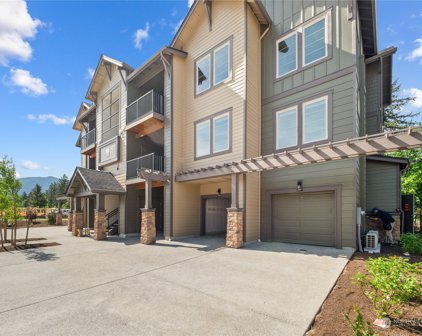 1230 Confluence Way SE Unit #203, North Bend