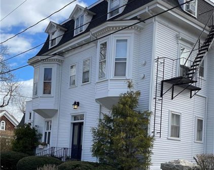 67 Perry  Street Unit 3, Newport
