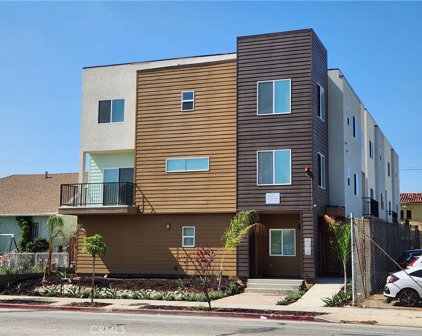 1491 Atlantic Avenue, Long Beach