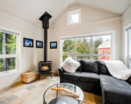 2231 Sapporo Drive Unit 5, Whistler