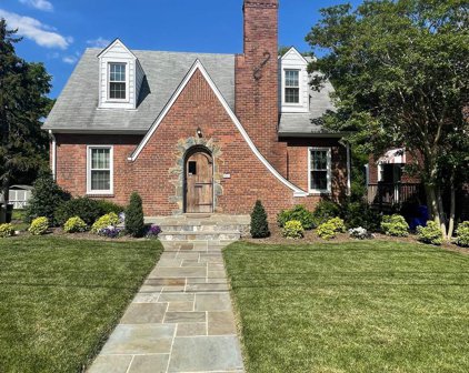 9513 Biltmore Dr, Silver Spring