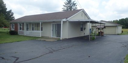 1708 S State Route 72, Sabina
