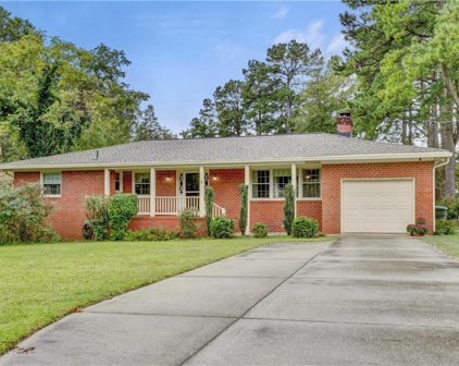 638 Deep Creek Road, Newport News Midtown West