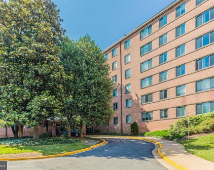 3000 Spout Run Pkwy Unit #A604, Arlington