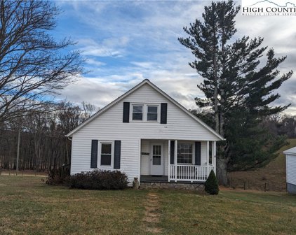 5134 Nc Highway 18 N, Sparta