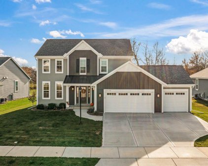 W206N17455 Hidden Creek Road, Jackson