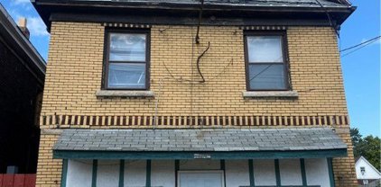 2230 Falls  Street, Niagara Falls-City-291100