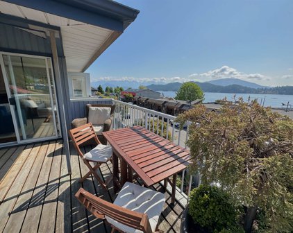 291 Periwinkle Lane Unit 8, Gibsons