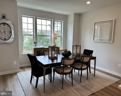 9353 Barnes Loop, Manassas