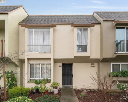 3105 La Cresta, Alameda