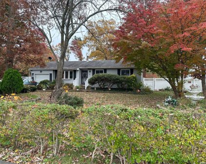 64 Fig Street, Central Islip