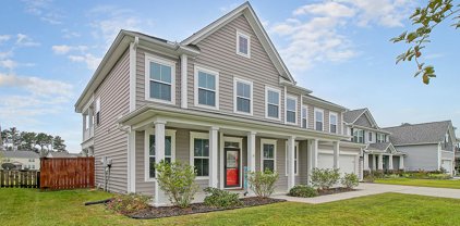 408 Spectrum Road, Summerville