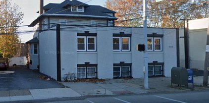 565 Chester Pike, Prospect Park