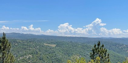 1 Dark Canyon Road, Placerville