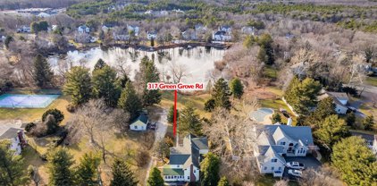 317 Green Grove Road, Tinton Falls