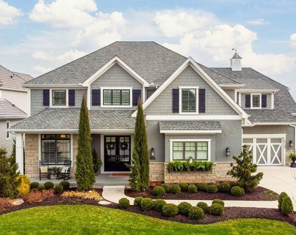 16125 Paradise Street, Overland Park