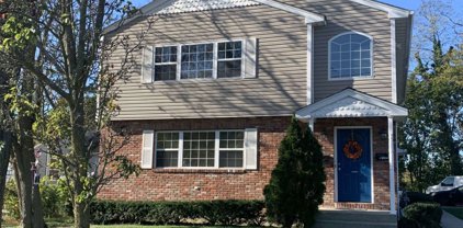 756 Deer Park Avenue, N. Babylon