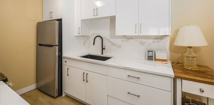 7280 Lindsay Road Unit 209, Richmond