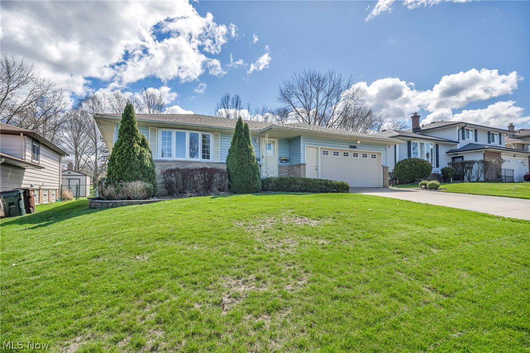 2675 Coventry Drive, Parma, 44134