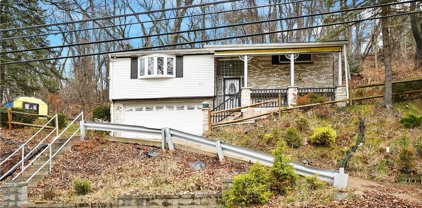 1510 Blackadore Avenue, Penn Hills
