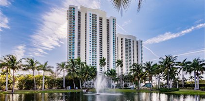 3000 Oasis Grand  Boulevard Unit 2507, Fort Myers