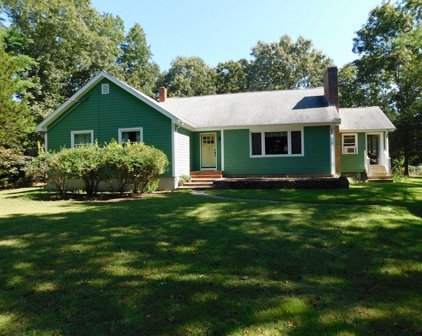 5 Lorson Ln, Rehoboth