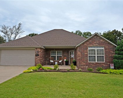 825 Lynn  Drive, Pea Ridge