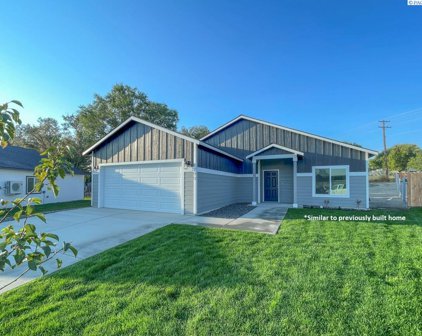 1459 13th Street, Benton City