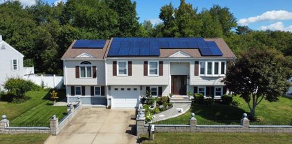 158 Heritage Dr, New Bedford