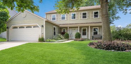 30W061 Kensington Drive, Warrenville