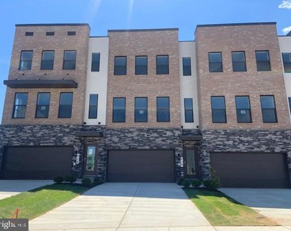 860 Amity St, Frederick