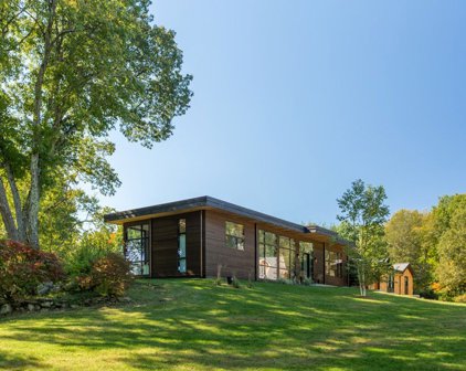 352 Pope Road, Acton