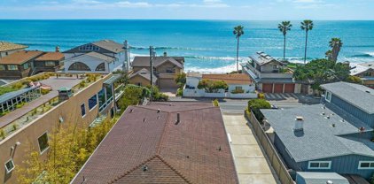 1537 39 Neptune Ave, Encinitas