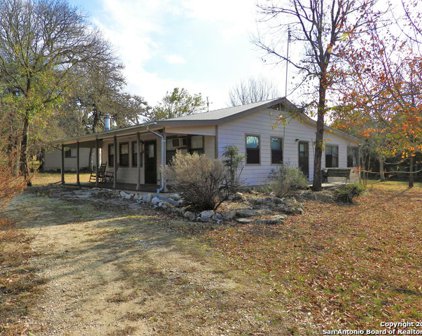 250 Dry Bed Rd, Pipe Creek