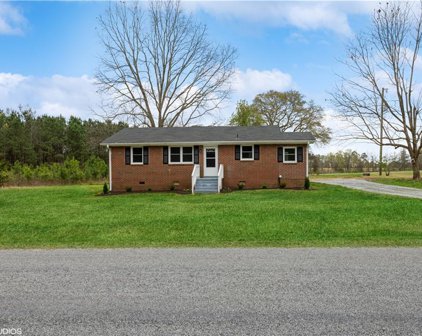 790 Bowen Road, Emporia/Greenville