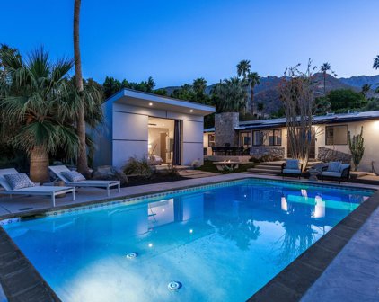 623 W Chino Canyon Rd, Palm Springs
