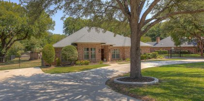 4216 Cheshire  Drive, Colleyville