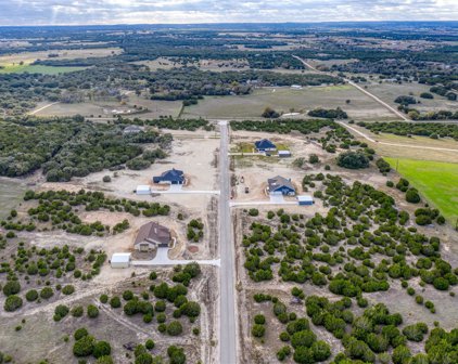 202 Whispering Wind Rd, Bertram