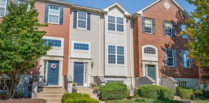 708 Thornbury Road Unit #112-5, Bartlett