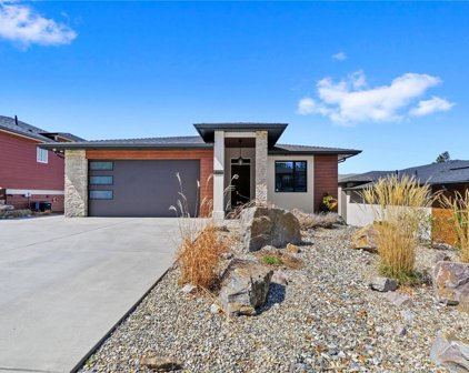 8408 Heritage Drive, Lake Country