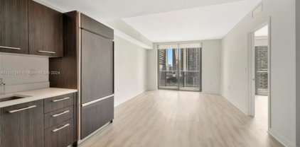 45 Sw 9th St Unit #1204, Miami