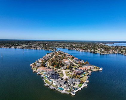 92 Benthaven, Montgomery