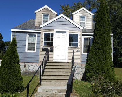 42 Braintree Street, Colonie